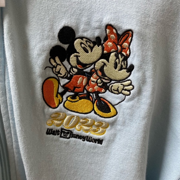 Walt Disney World 2023 Small Blue Hoodie Zip Up - Picture 6 of 6